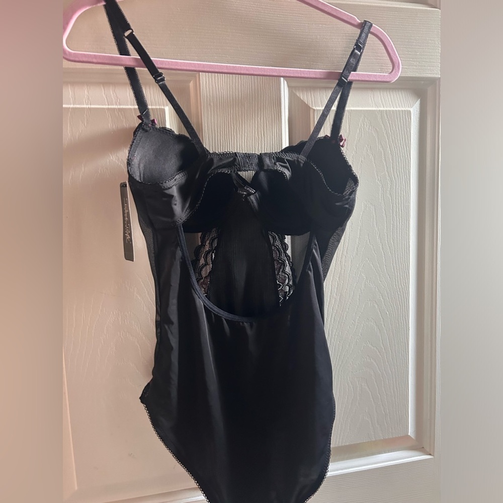 Robe Lingerie set - Picture 2 of 4